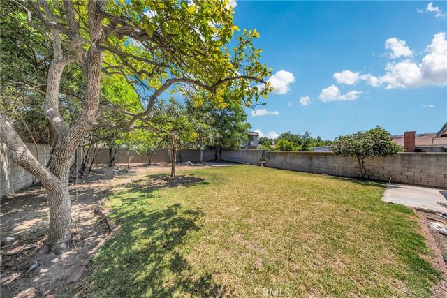 5582 N Charlotte Avenue, San Gabriel, CA 91776