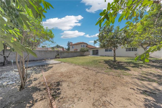 5582 N Charlotte Avenue, San Gabriel, CA 91776