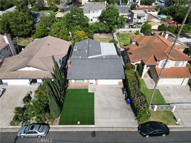 5582 N Charlotte Avenue, San Gabriel, CA 91776