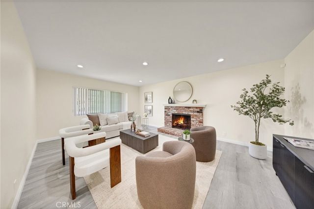 5582 N Charlotte Avenue, San Gabriel, CA 91776