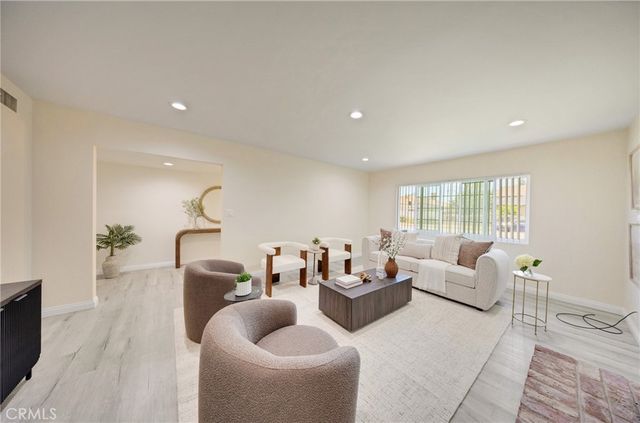 5582 N Charlotte Avenue, San Gabriel, CA 91776