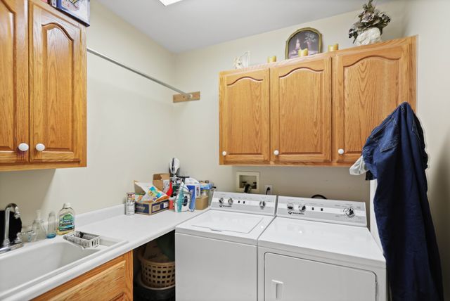 2025 Grandview Dr, Greenbrier, TN 37073