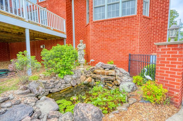 2025 Grandview Dr, Greenbrier, TN 37073
