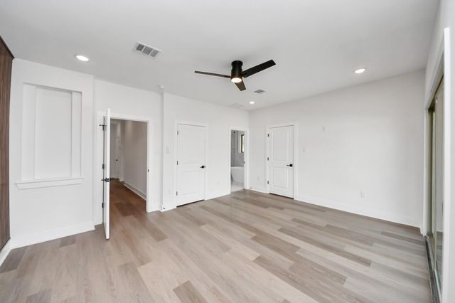 5630 Dolores Street, Houston, TX 77057