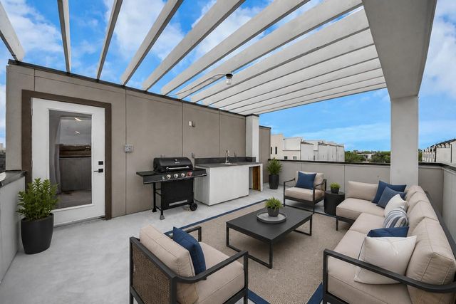 5630 Dolores Street, Houston, TX 77057