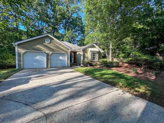 2160 Towne Manor NW Drive, Kennesaw, GA 30144