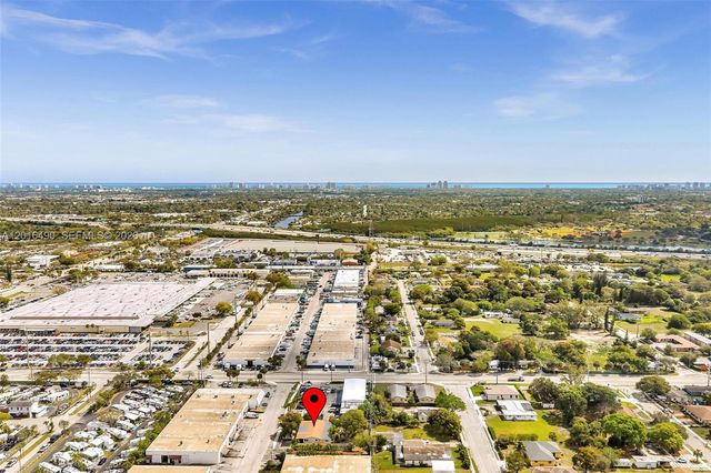 2140 NW 29th Street, Oakland Park, FL 33311