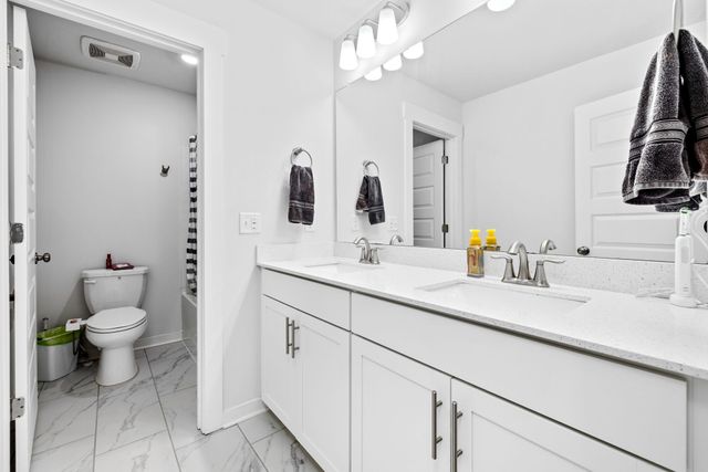 2273 Maytown Cir, Thompsons Station, TN 37179