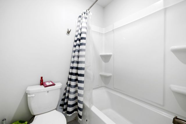 2273 Maytown Cir, Thompsons Station, TN 37179