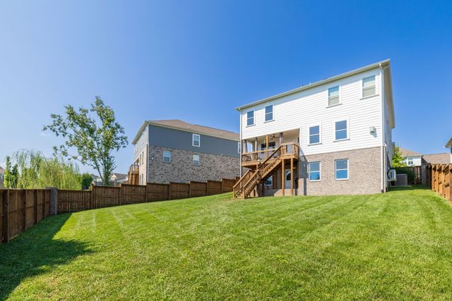 2273 Maytown Cir, Thompsons Station, TN 37179