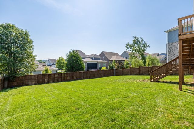 2273 Maytown Cir, Thompsons Station, TN 37179