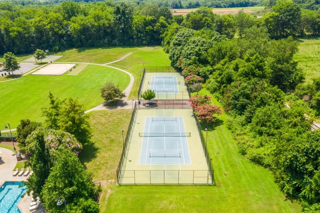 2273 Maytown Cir, Thompsons Station, TN 37179