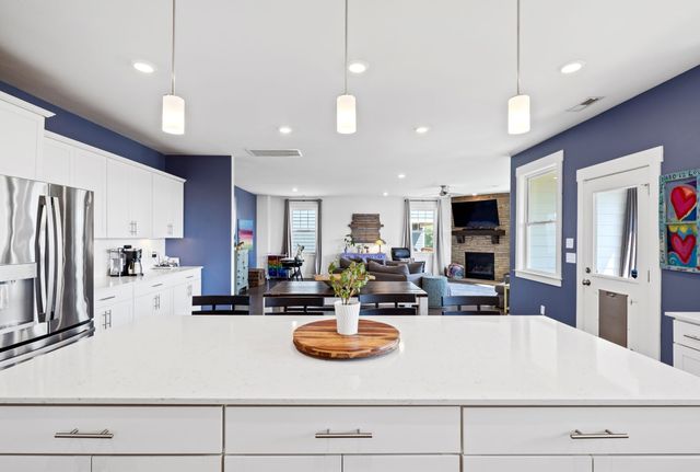 2273 Maytown Cir, Thompsons Station, TN 37179