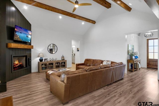 206 Serenity Drive, Bullard, TX 75757