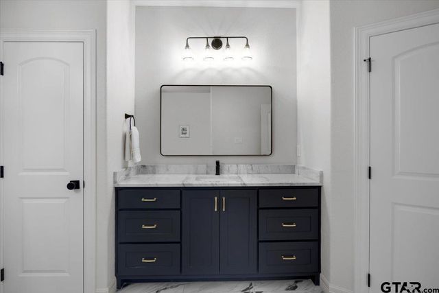 206 Serenity Drive, Bullard, TX 75757