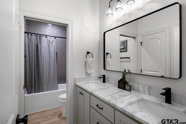 206 Serenity Drive, Bullard, TX 75757