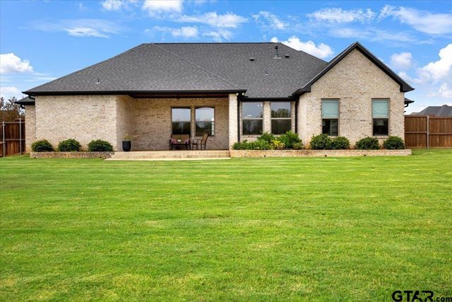206 Serenity Drive, Bullard, TX 75757