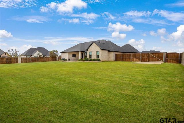 206 Serenity Drive, Bullard, TX 75757