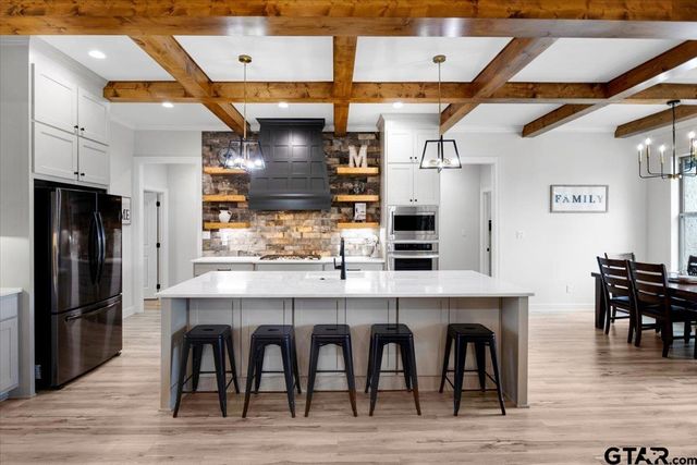 206 Serenity Drive, Bullard, TX 75757