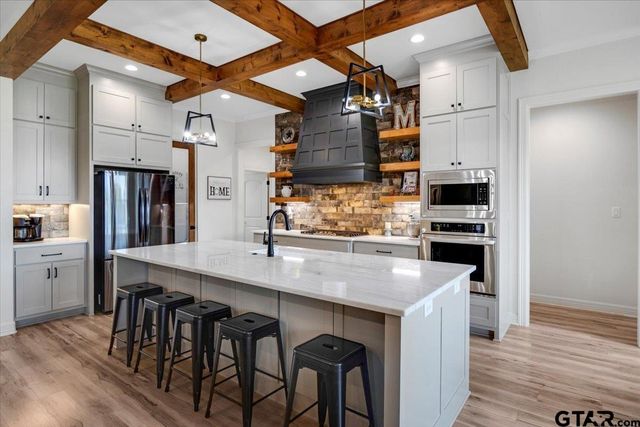 206 Serenity Drive, Bullard, TX 75757