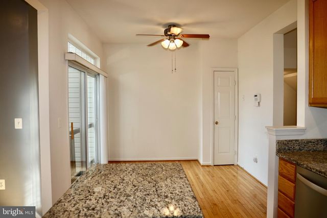 15822 BOBOLINK DR, Woodbridge, VA 22191