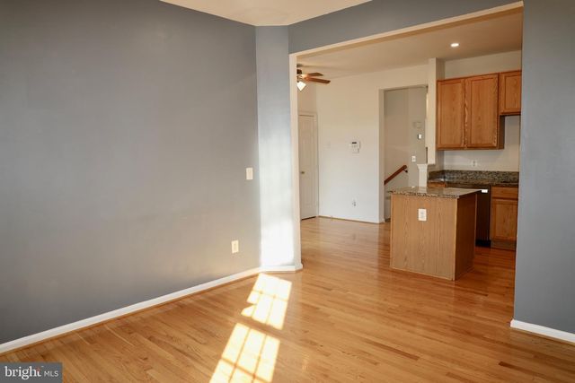 15822 BOBOLINK DR, Woodbridge, VA 22191