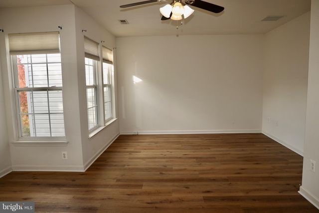 15822 BOBOLINK DR, Woodbridge, VA 22191