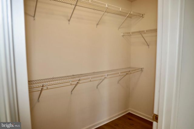 15822 BOBOLINK DR, Woodbridge, VA 22191