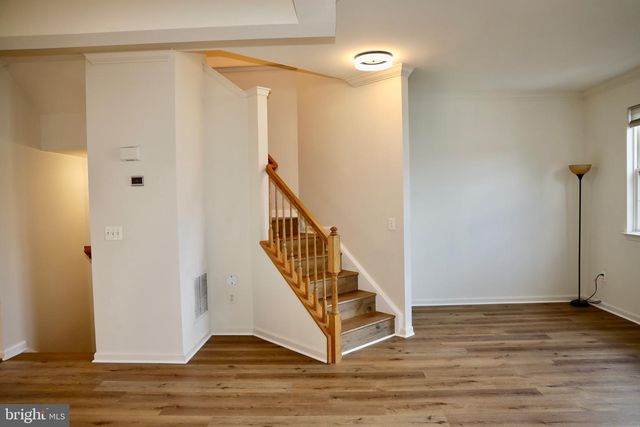 15822 BOBOLINK DR, Woodbridge, VA 22191