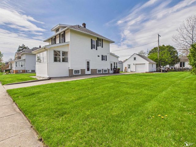 823 Michigan Avenue, Monroe, MI 48162
