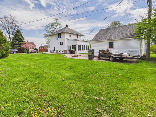 823 Michigan Avenue, Monroe, MI 48162