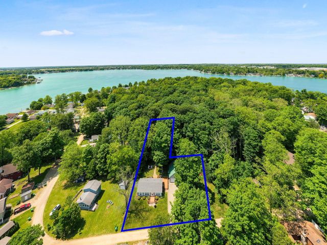 61738 Lake View Drive, Penn Twp, MI 49031