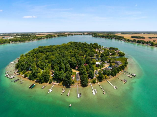 61738 Lake View Drive, Penn Twp, MI 49031