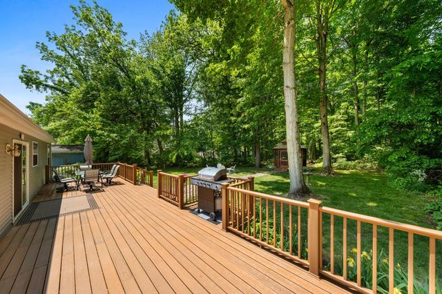 61738 Lake View Drive, Penn Twp, MI 49031