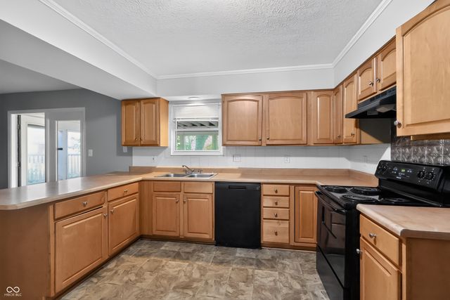 7558 Rogers Drive, Indianapolis, IN 46214