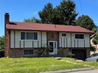 3203 Charles Drive, Vienna, WV 26105