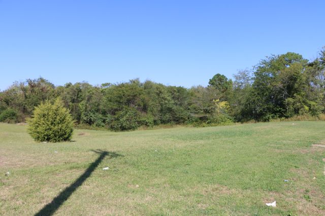 539 Dover Rd, Clarksville, TN 37042