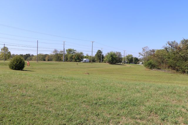 539 Dover Rd, Clarksville, TN 37042