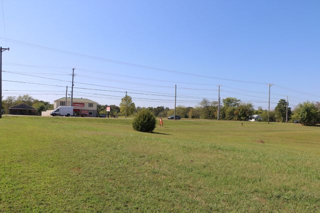 539 Dover Rd, Clarksville, TN 37042