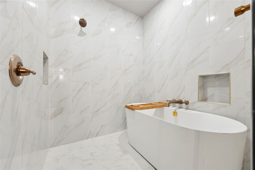 140 W Park Street, Butte, MT 59701 photo 12