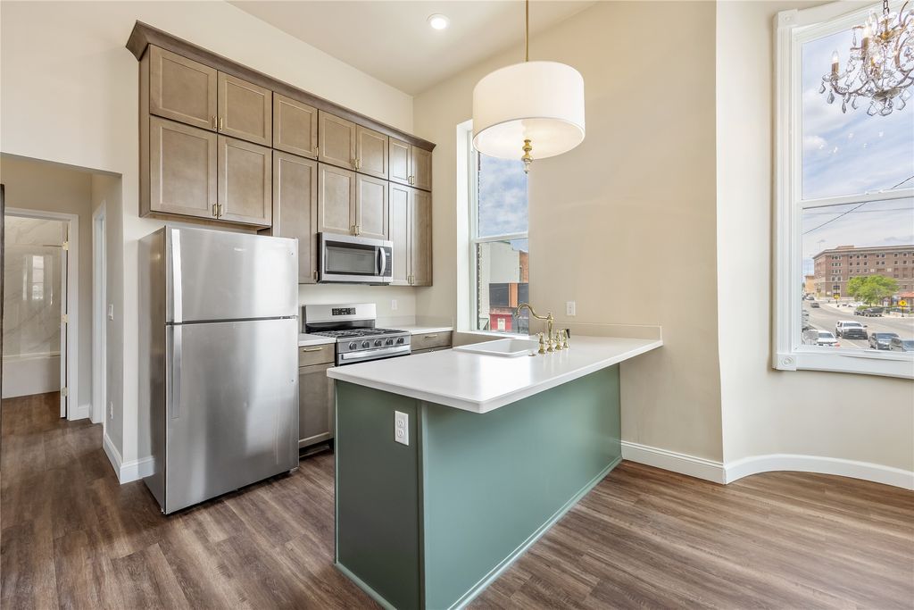 140 W Park Street, Butte, MT 59701 photo 28