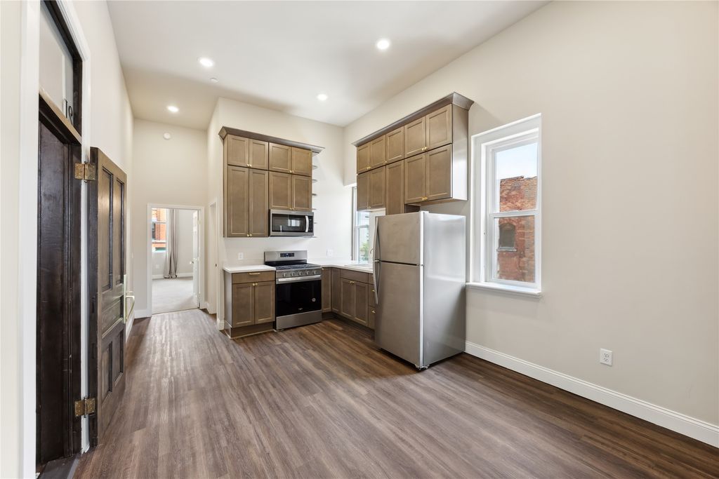 140 W Park Street, Butte, MT 59701 photo 47