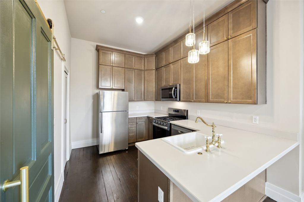 140 W Park Street, Butte, MT 59701 photo 70