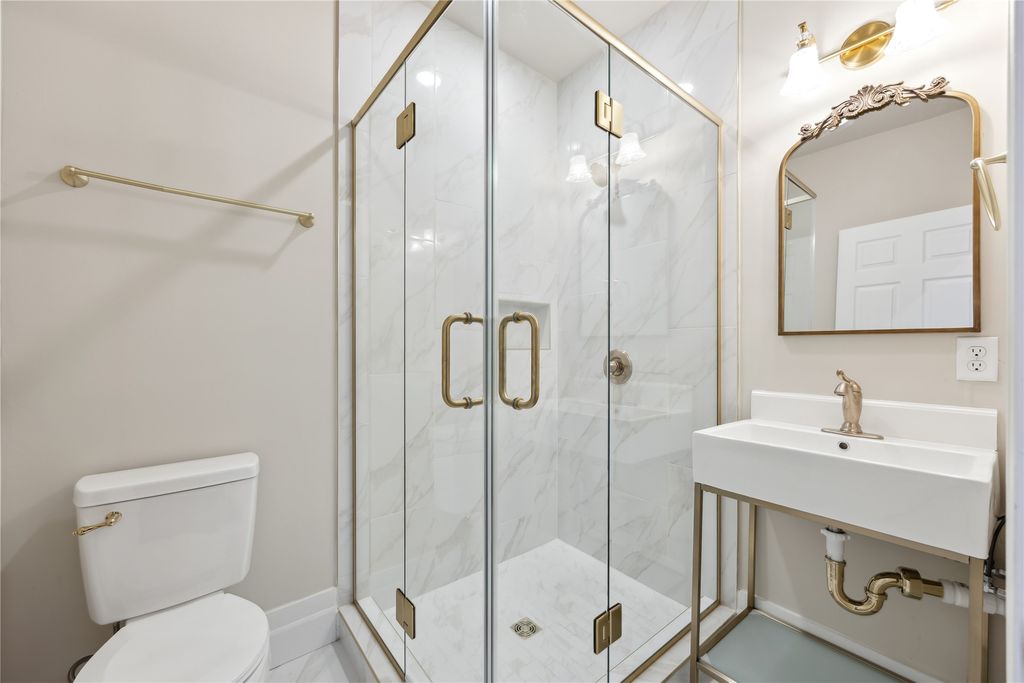 140 W Park Street, Butte, MT 59701 photo 82