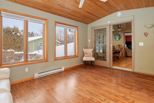 250 MICHELLE COURT, Green Bay, WI 54302