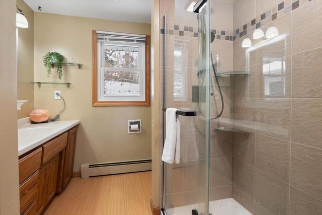 250 MICHELLE COURT, Green Bay, WI 54302