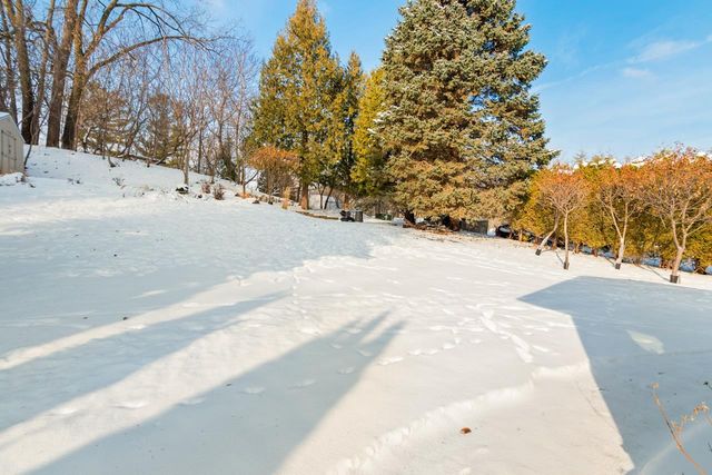 250 MICHELLE COURT, Green Bay, WI 54302