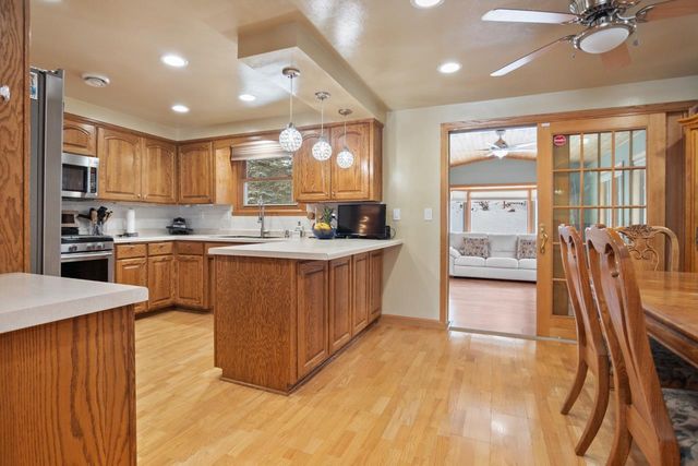 250 MICHELLE COURT, Green Bay, WI 54302