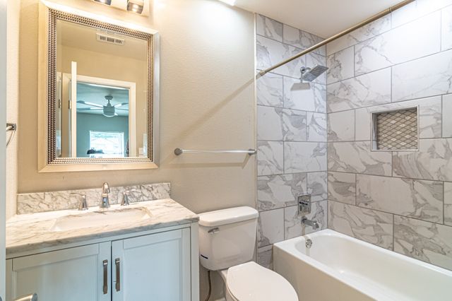 4447 Moler Street, Dallas, TX 75211