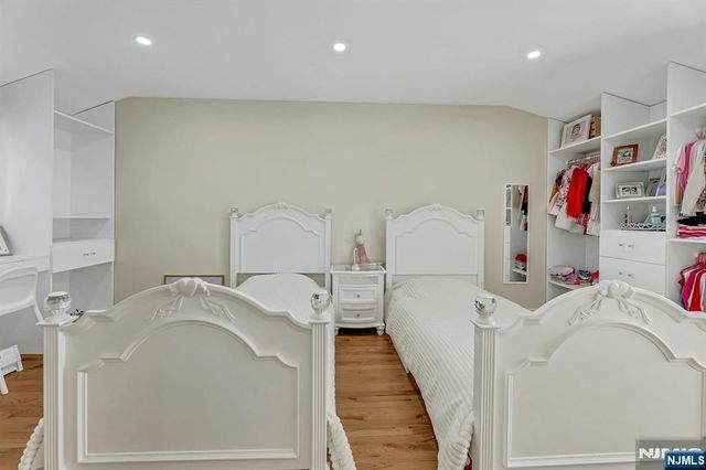 745 Washington Avenue, Twp Of Washington, NJ 07676